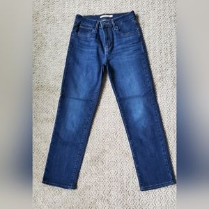 724 High Rise Slim Straight Crop Levis Jeans